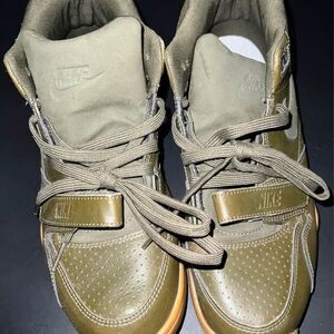 Nike Air Trainer 1 Mid Olive size 9.5
